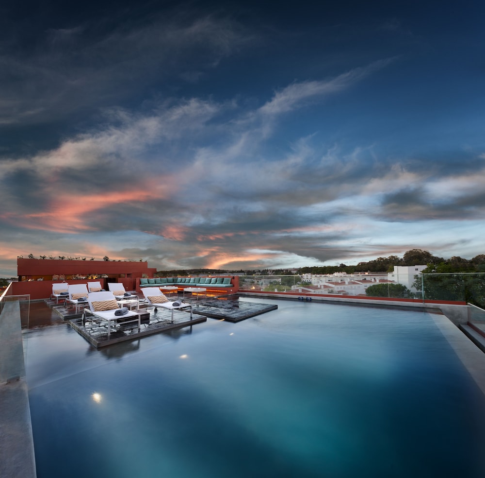 Vitoria Stone Hotel 55/58