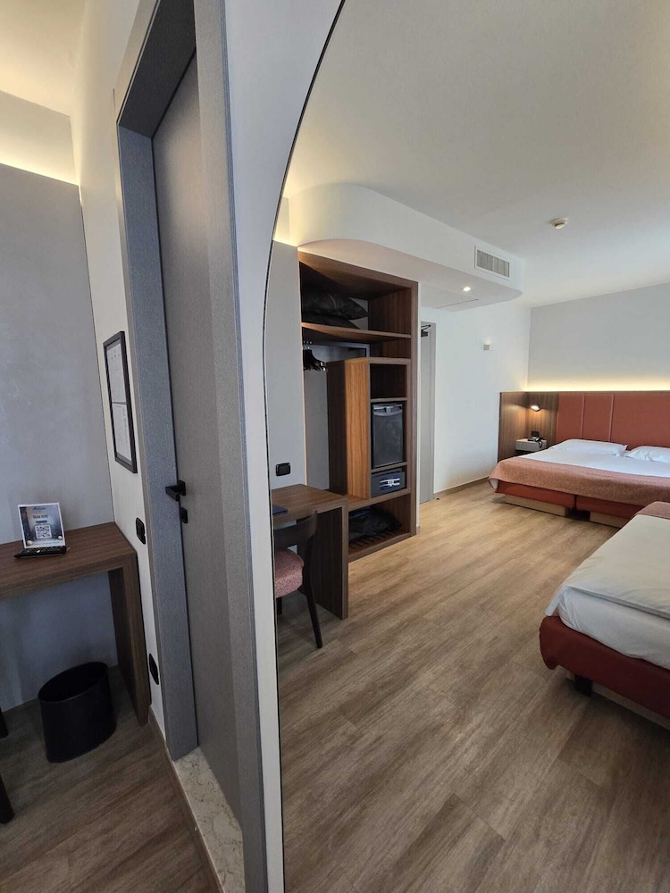 1 Bedroom, Triple, Mokinba Hotel Baviera 7/9