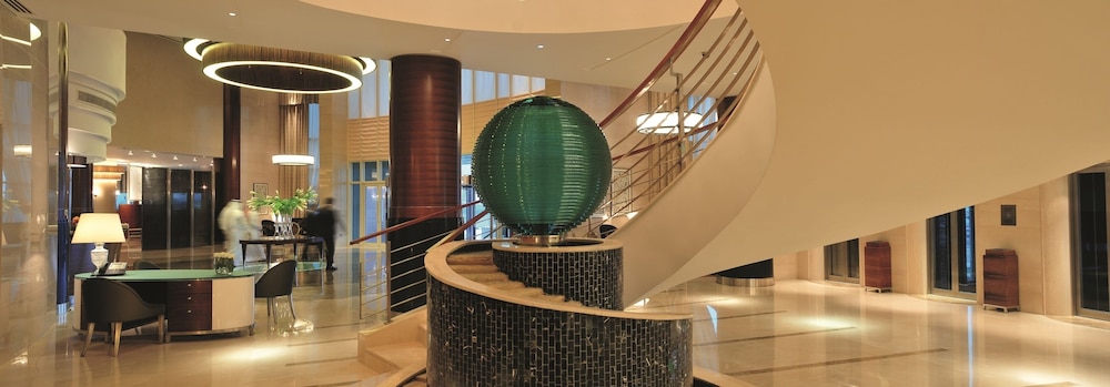Lobby at Movenpick Hotel Al Khobar, AL KHOBAR