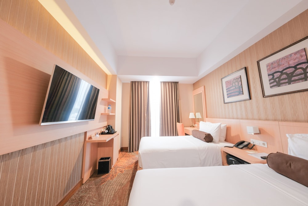 Premiere Twin Bed Smoking Floor