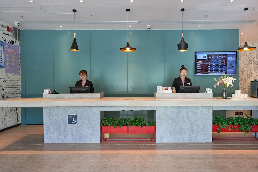 Ibis Beijing Changying 4/49