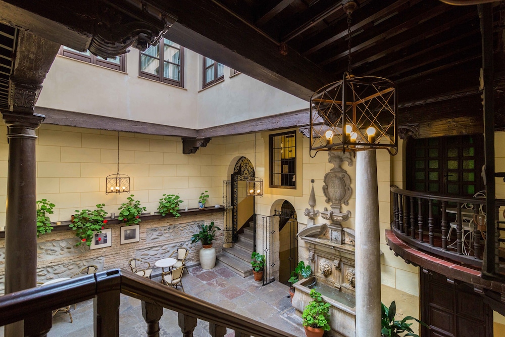 Museo Palacio de Mariana Pineda 7/63
