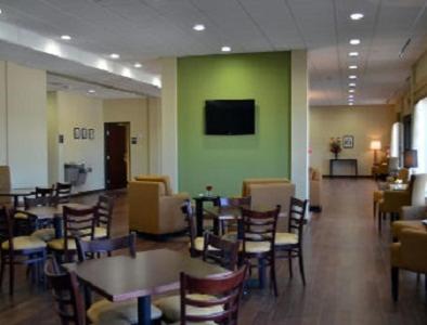 PetroStay Inn and Suites Cotulla (ex. Baymont Inn And Suites Cotulla) 16/20
