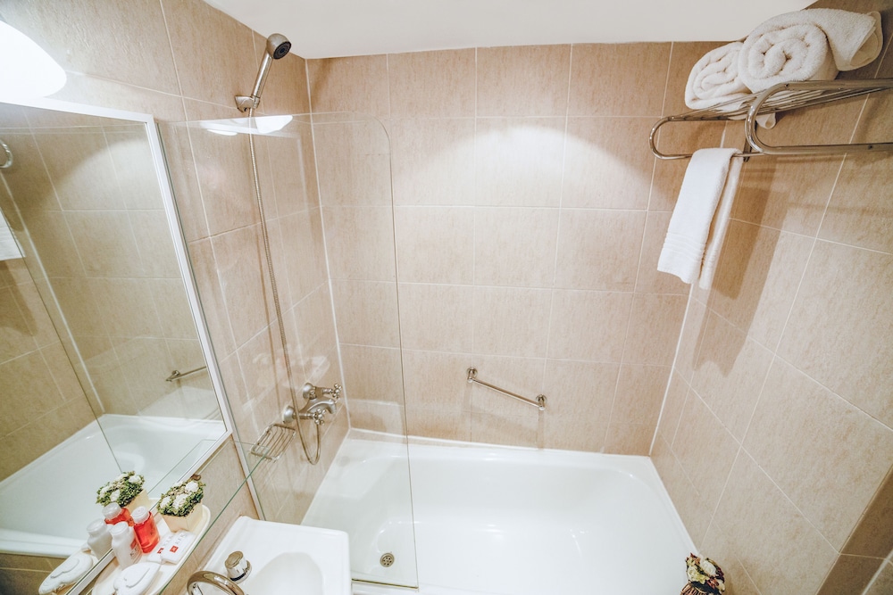 Ker Belgrano Hotel 46/48