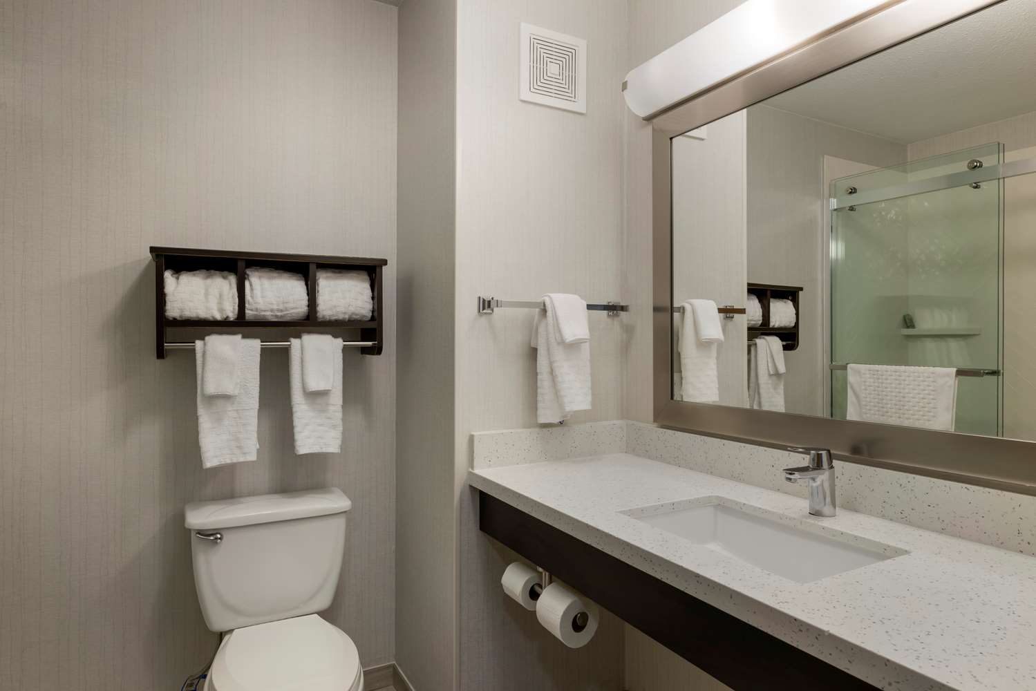 Best Western Watertown Inn Suites 41/42