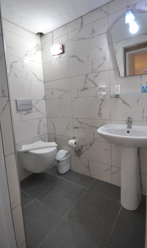 Lale Otel 26/26