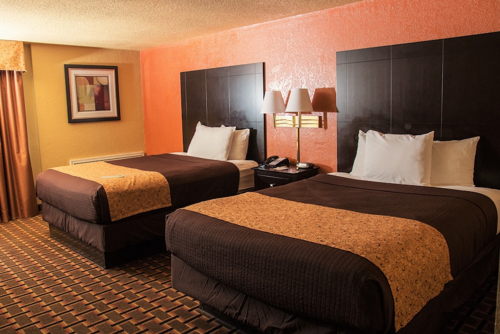 Days Inn by Wyndham Joplin 14/32