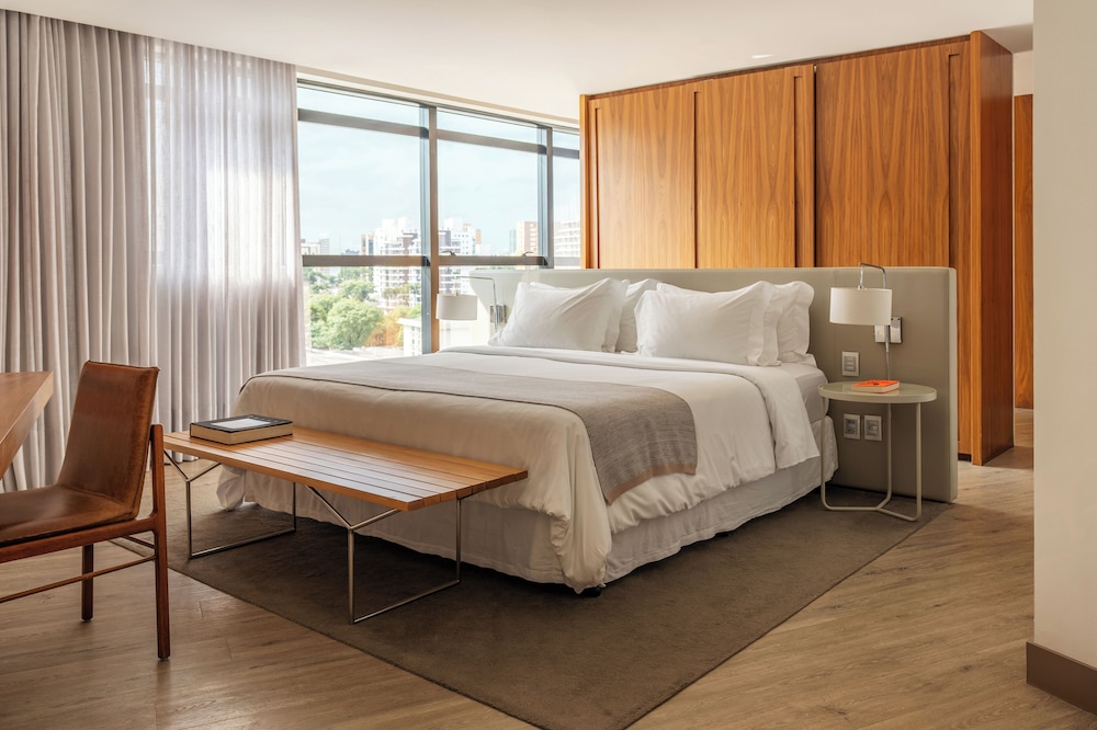 NOMAA HOTEL 6/50