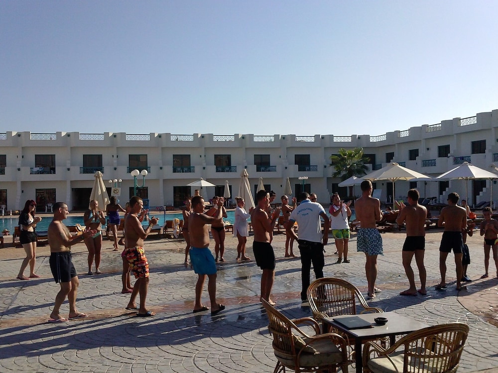 Sharm Cliff Resort 11/30