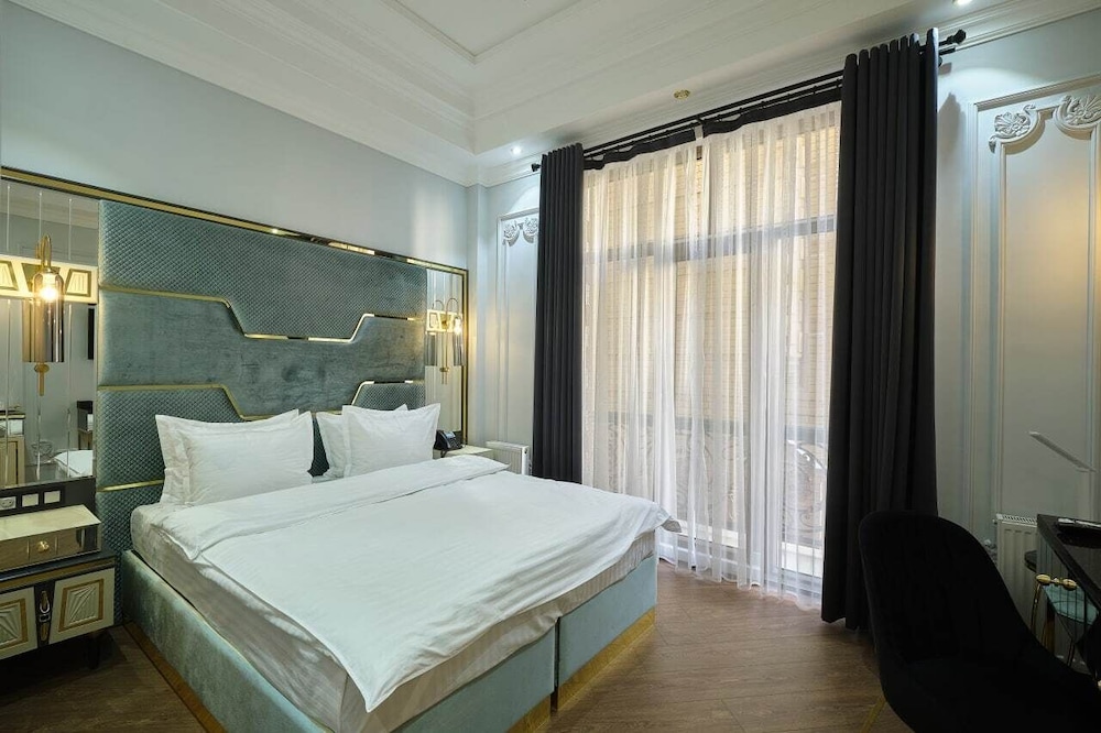 East Star Hotel 14/50