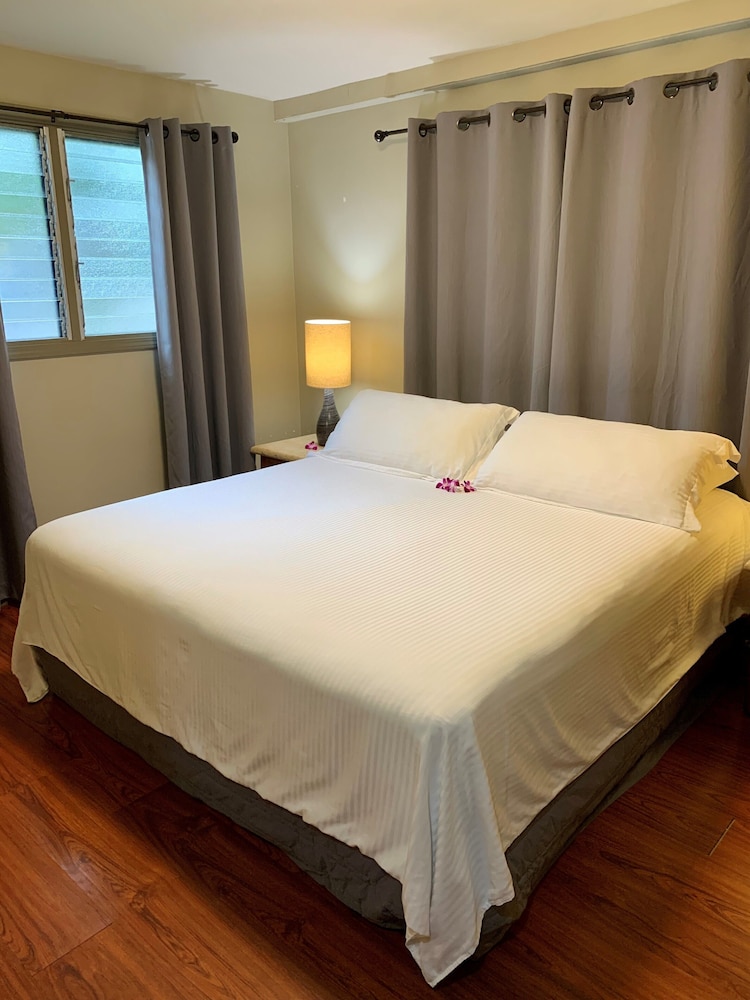 Paradise Bay Resort 10/74