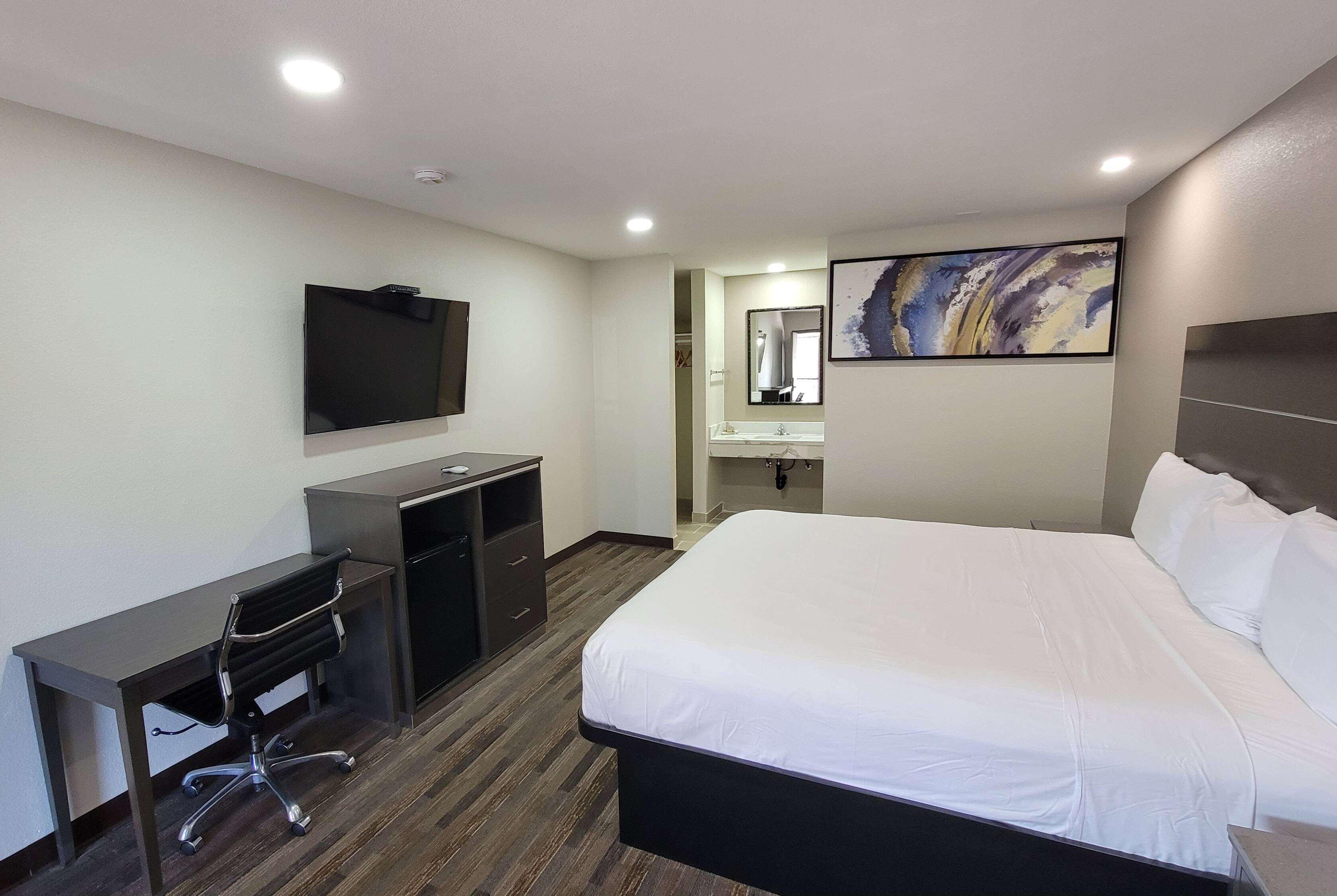 Room at Travelodge by Wyndham Buena Park, BUENA PARK - CA