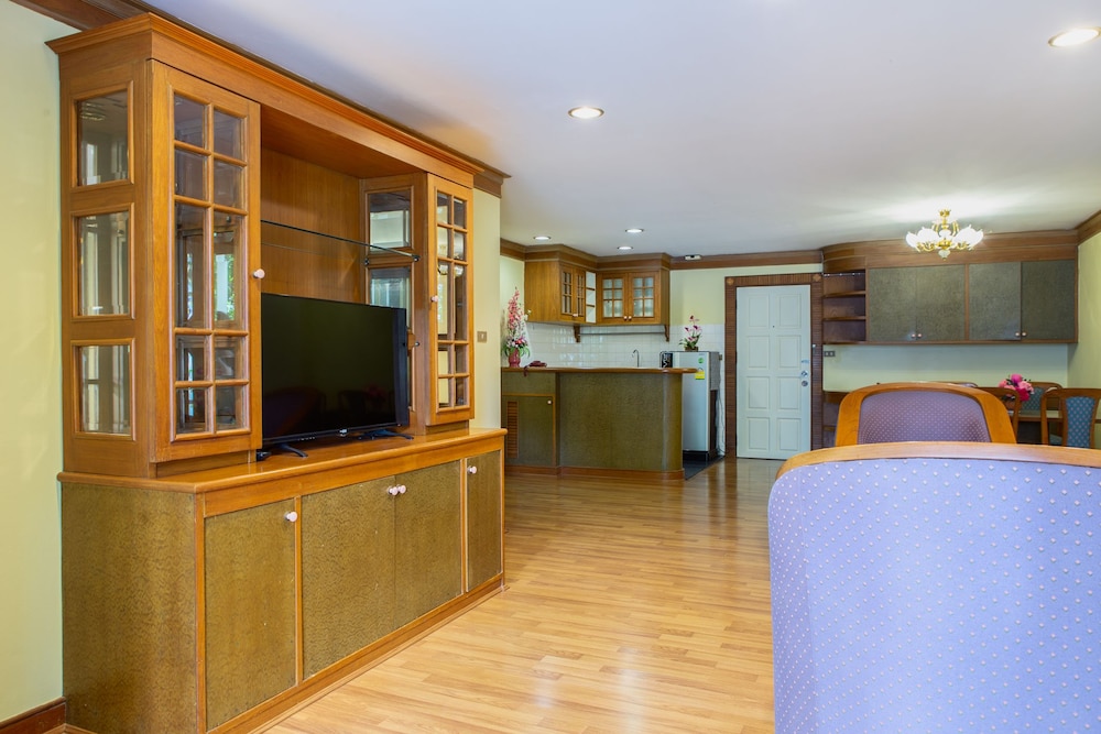 Town In Town Garden Resort 11/65