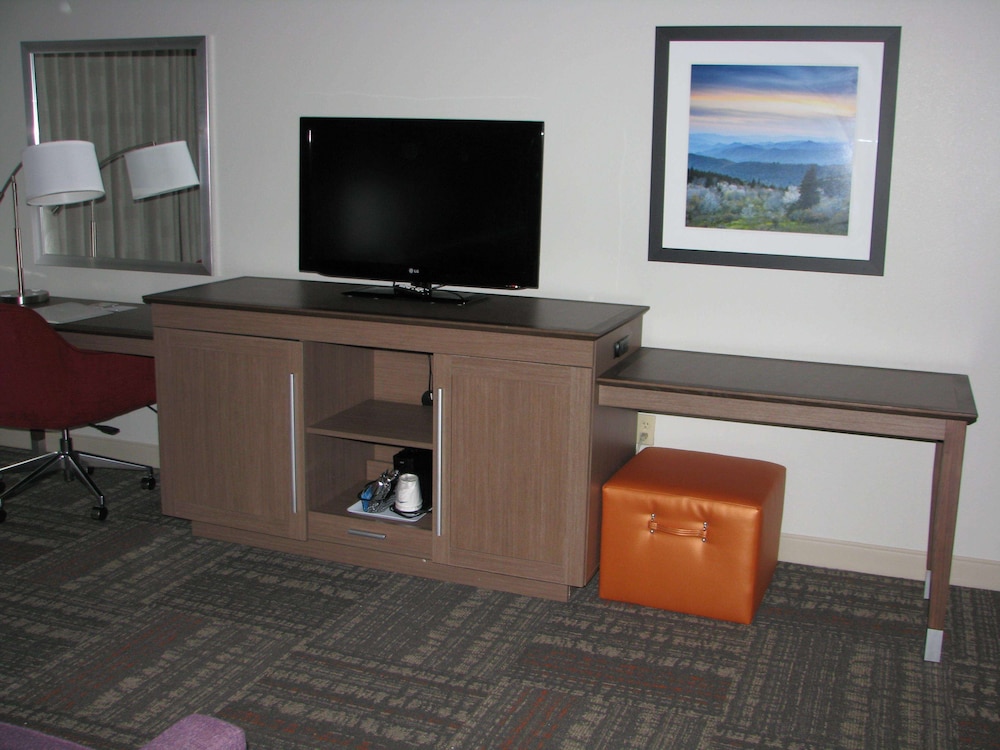 Hampton Inn Sevierville 40/43