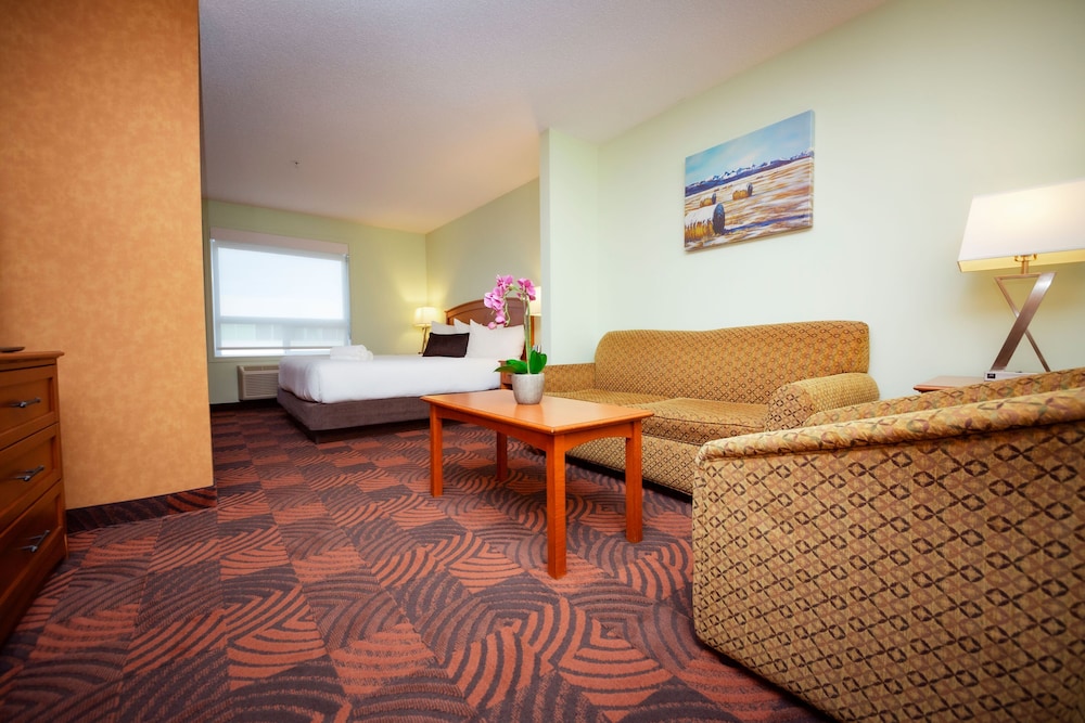 Service Plus Inns and Suites Calgary 42/56