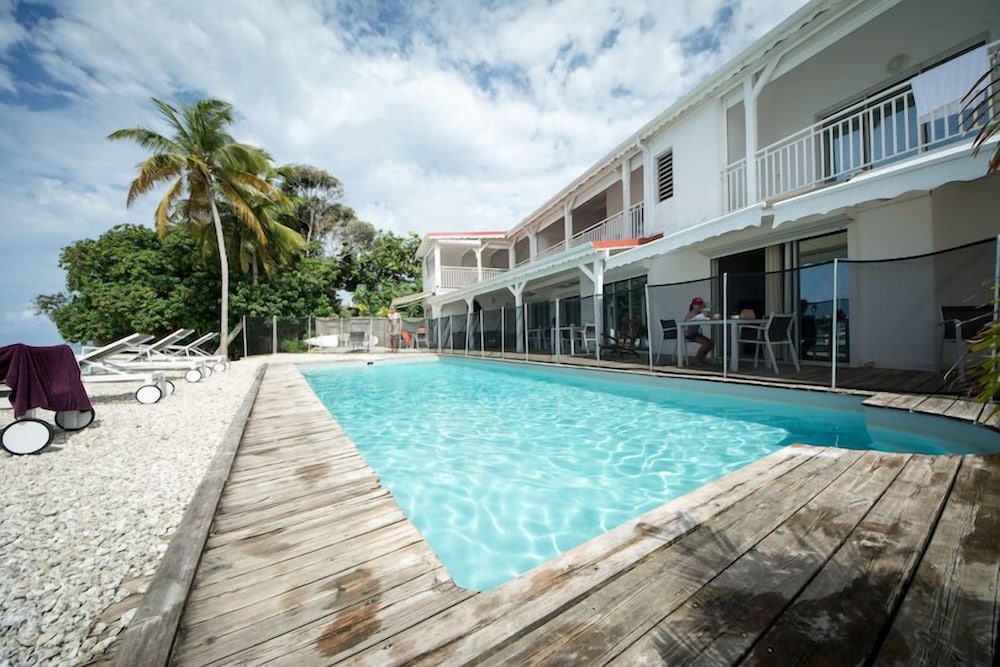 Coco Beach Marie Galante 44/50