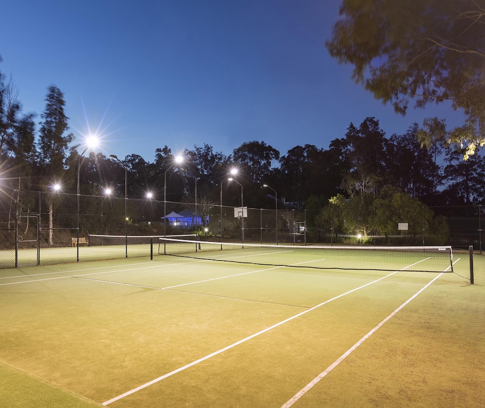 Avani Cypress Lakes Resort 25/50