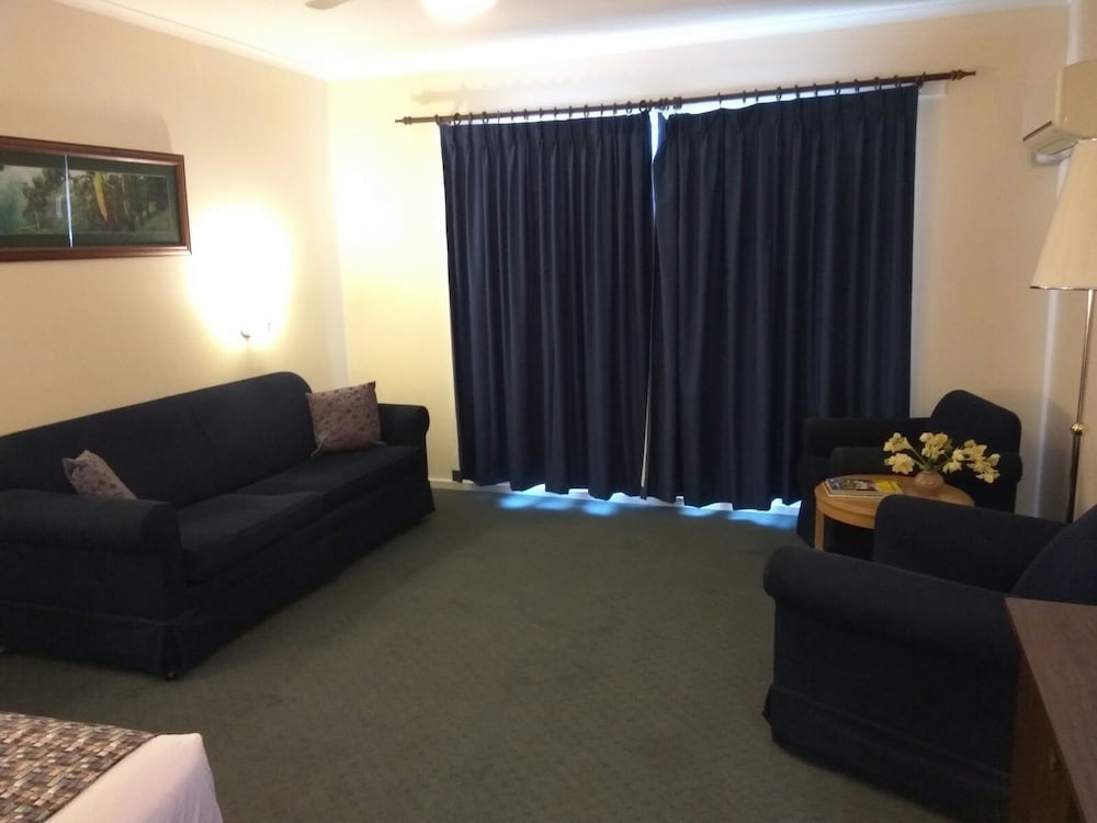 AUSTRALIA PARK MOTEL 28/50
