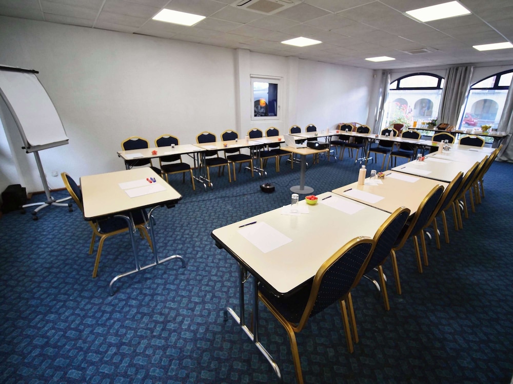 Ibis Budget Blois Centre 49/61