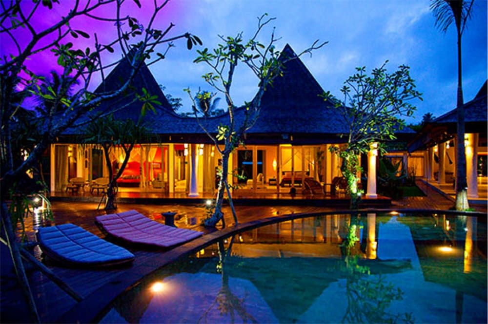 Ayurvedagram Bali 10/85