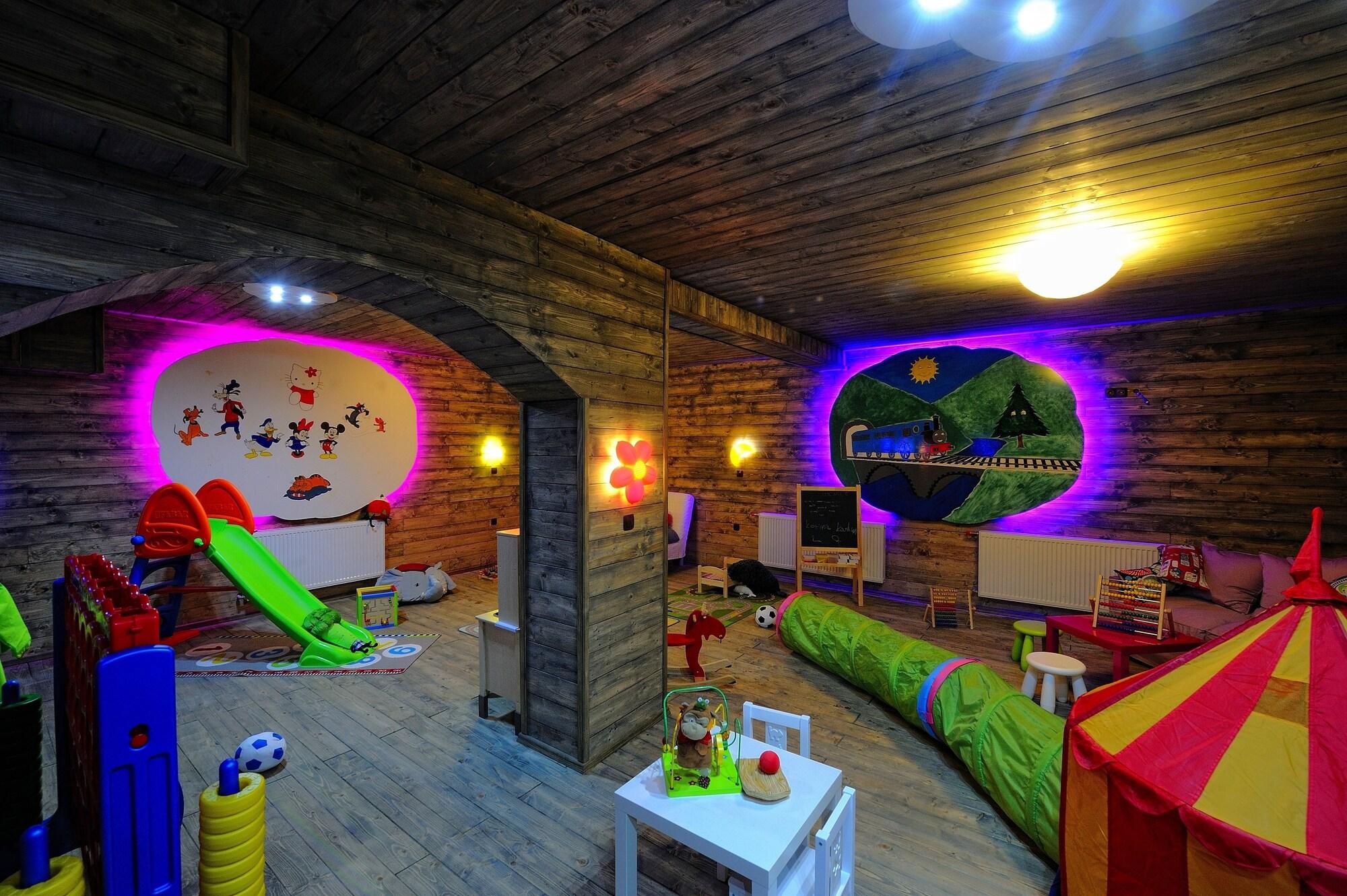 Ethno Houses Plitvice Lakes Hotel 40/50