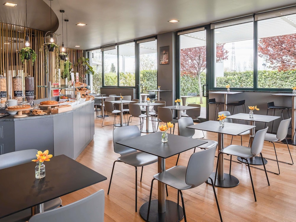 IBIS FIRENZE PRATO EST 56/73