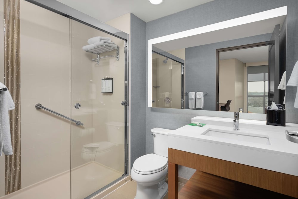 Hyatt Place Iowa City Downtown 42/44