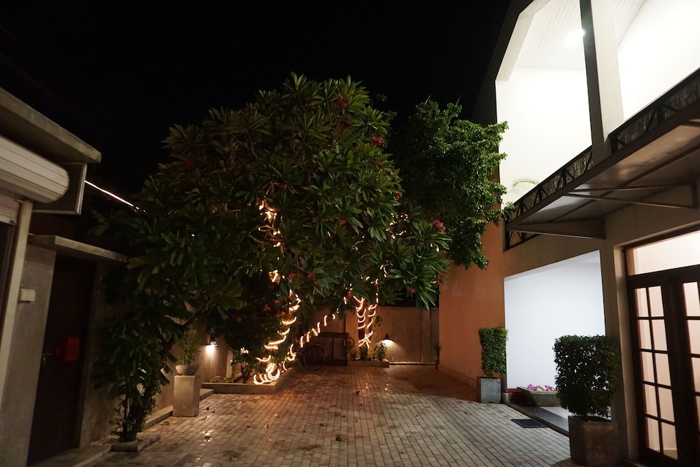 The Villa In Lavinia 53/57