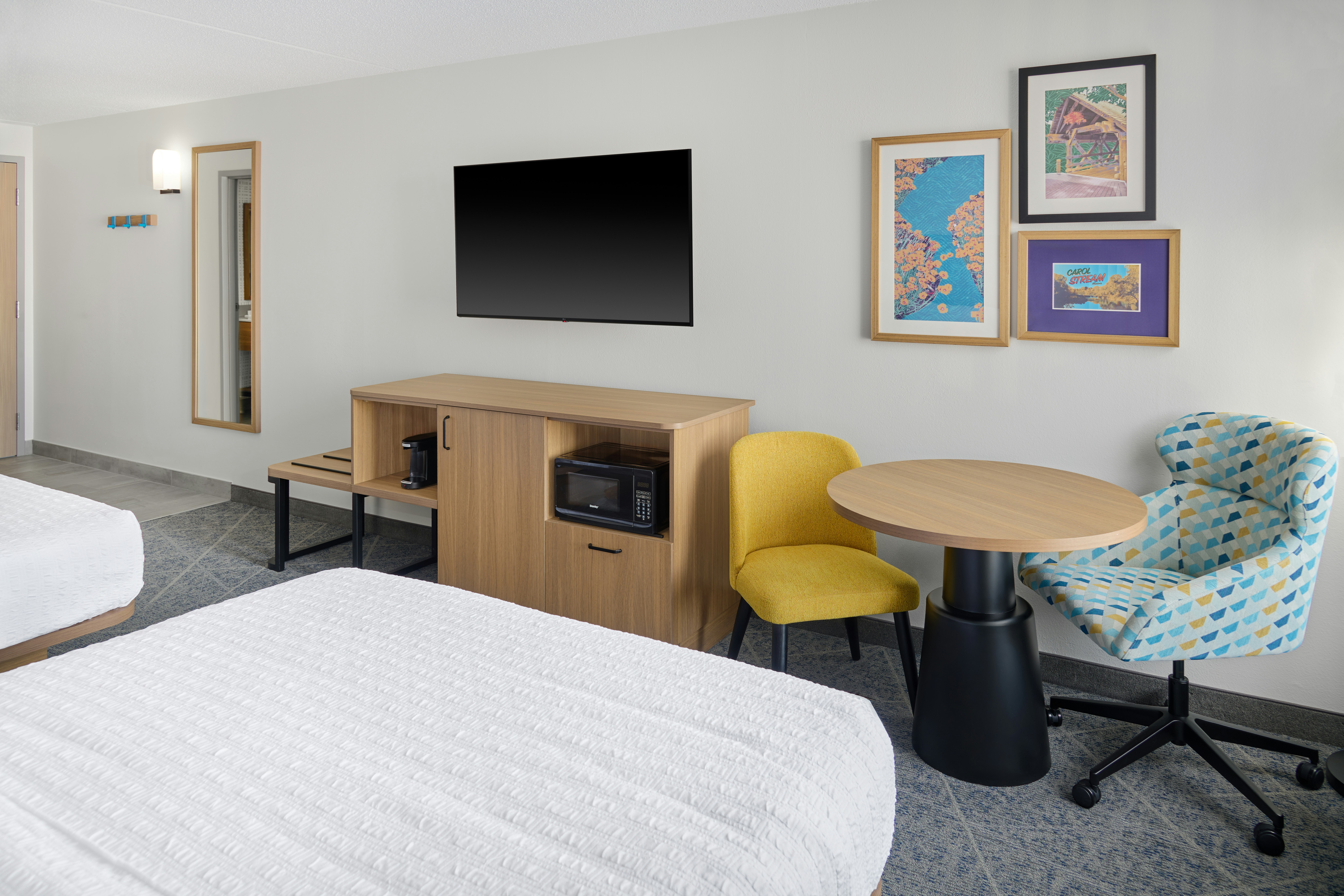 غرفة بسريرين كوين، Hampton Inn Chicago Carol Stream 3/4