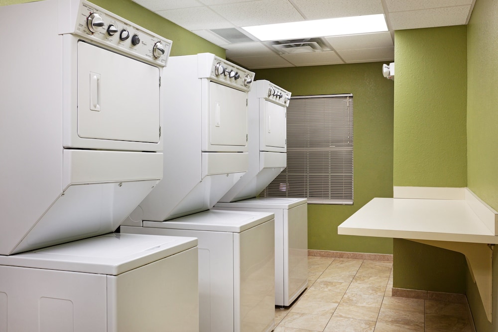Staybridge Suites Greenville I-85 Woodruff Road 36/58