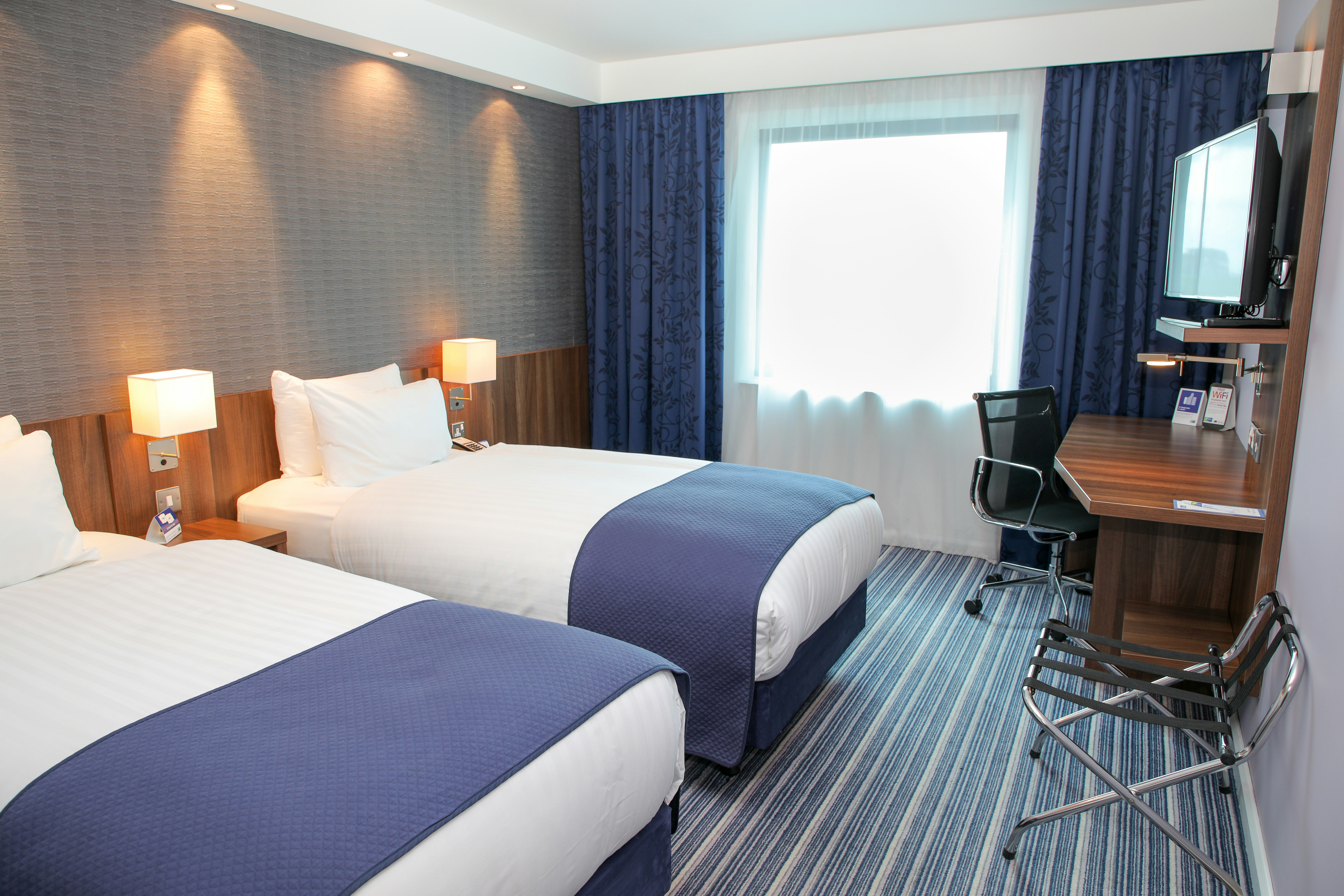 Holiday Inn Express London Heathrow T5 39/70