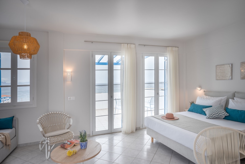 ROMANTICA HOTEL 20/65