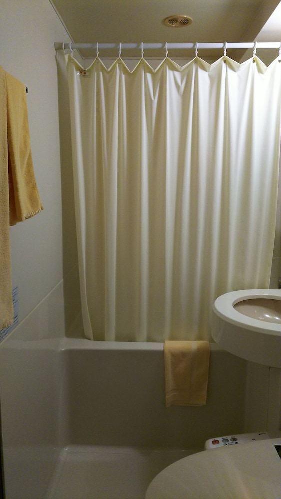 New Central Hotel Katsuta 70/70