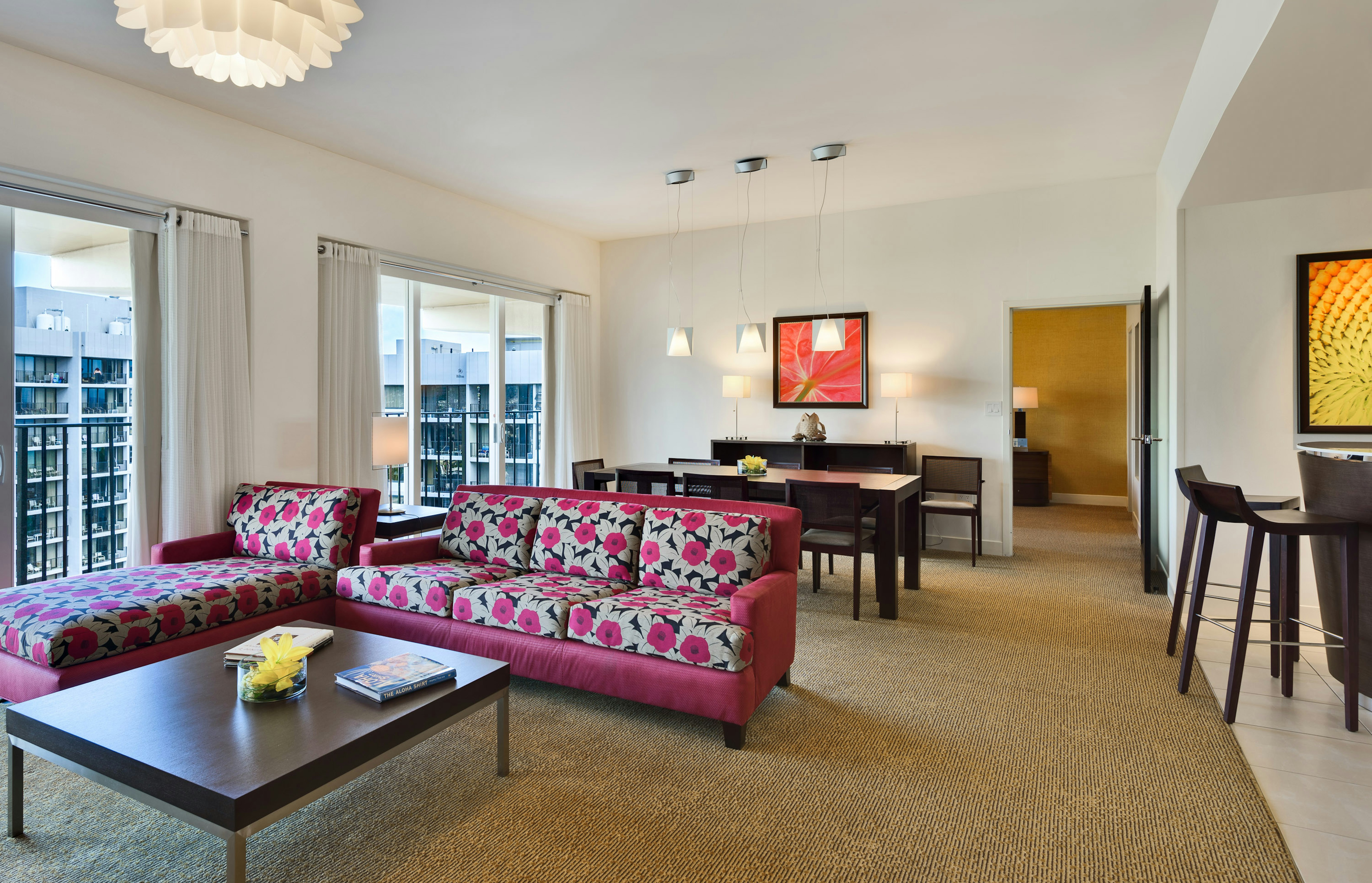 Hilton Waikiki Beach Resort & Spa 23/50