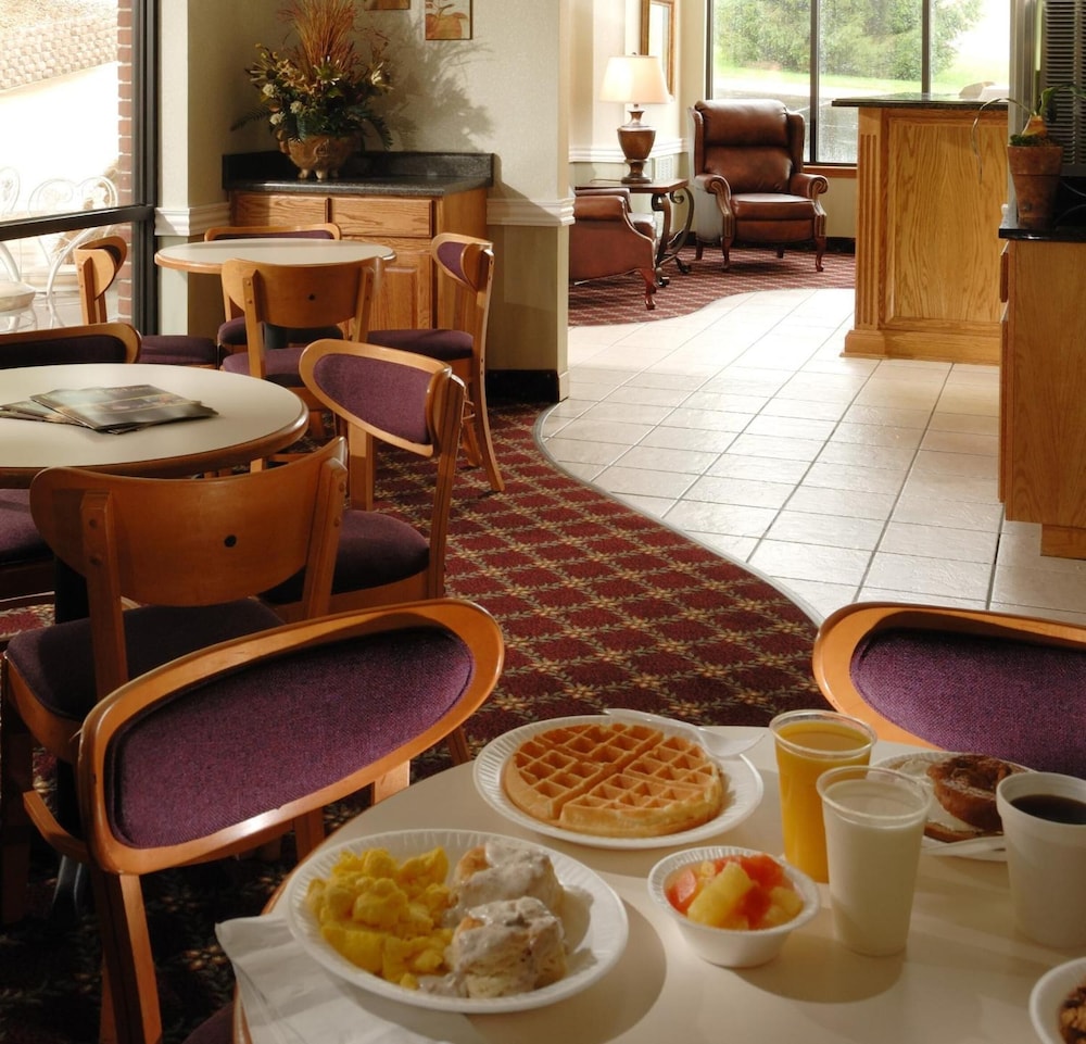 Bransons Best Motel 38/46