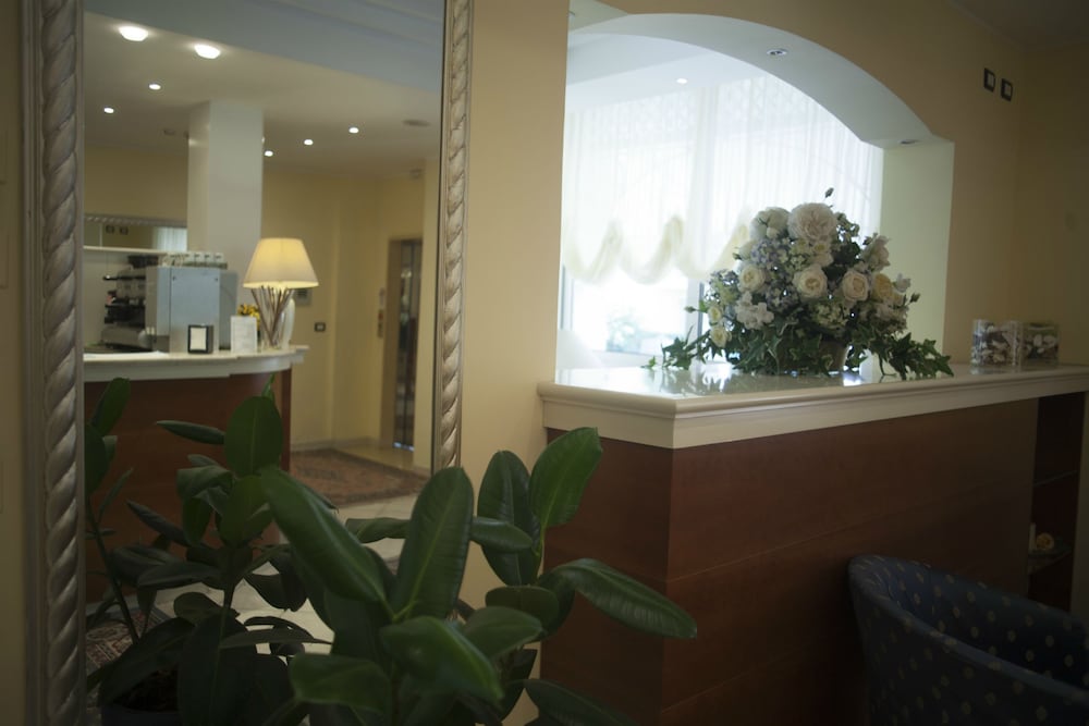 Hotel Cannes 22/37