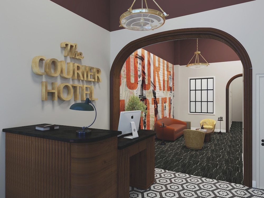 The Courier Hotel 5/50