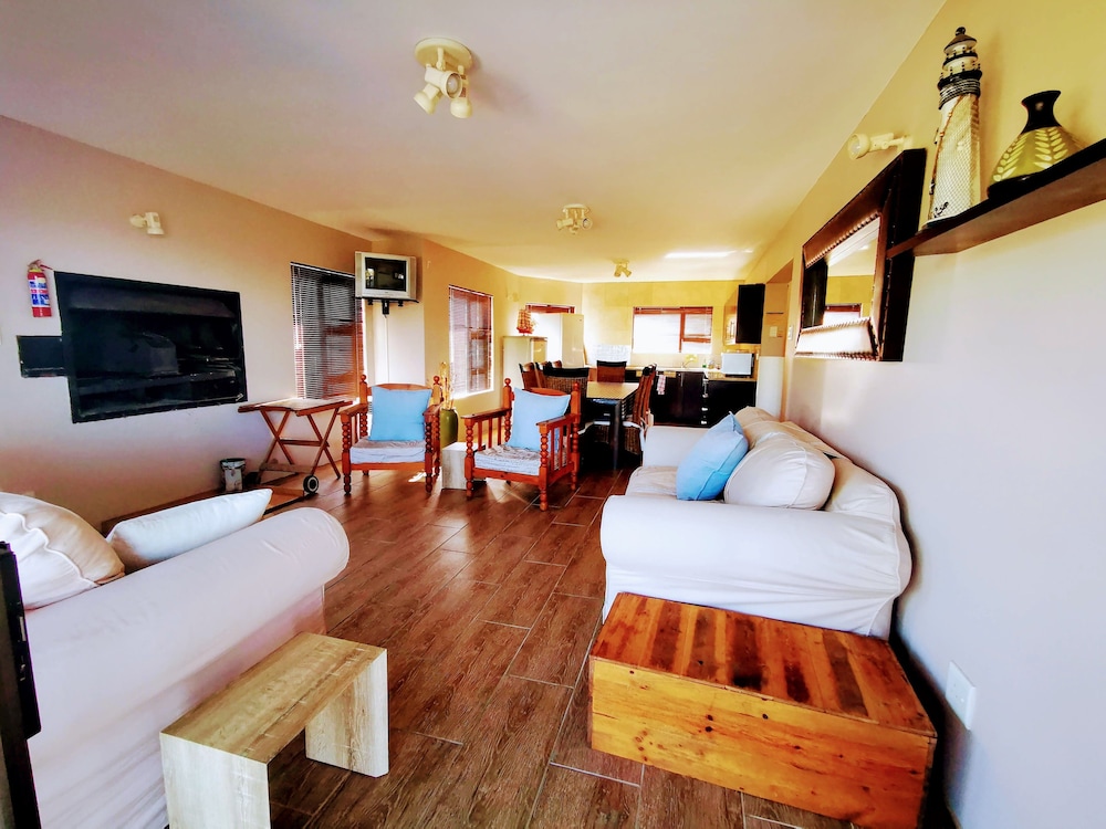 Cove View B&B 32/50