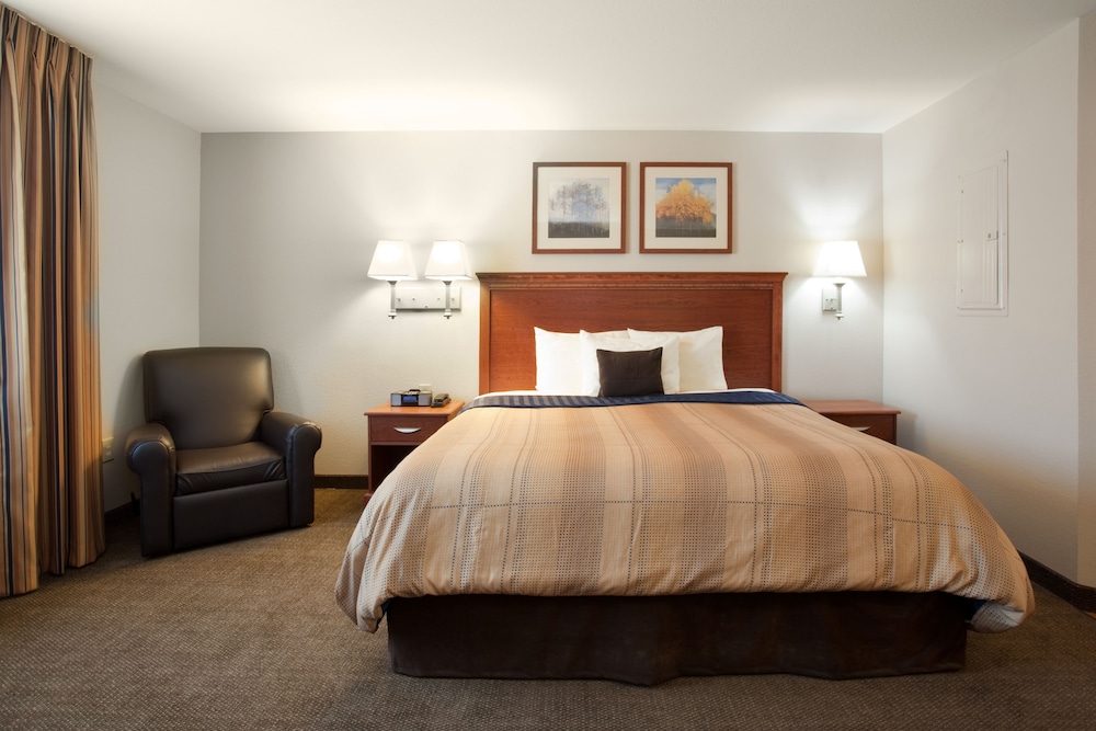 Western Slope Suites 26/59