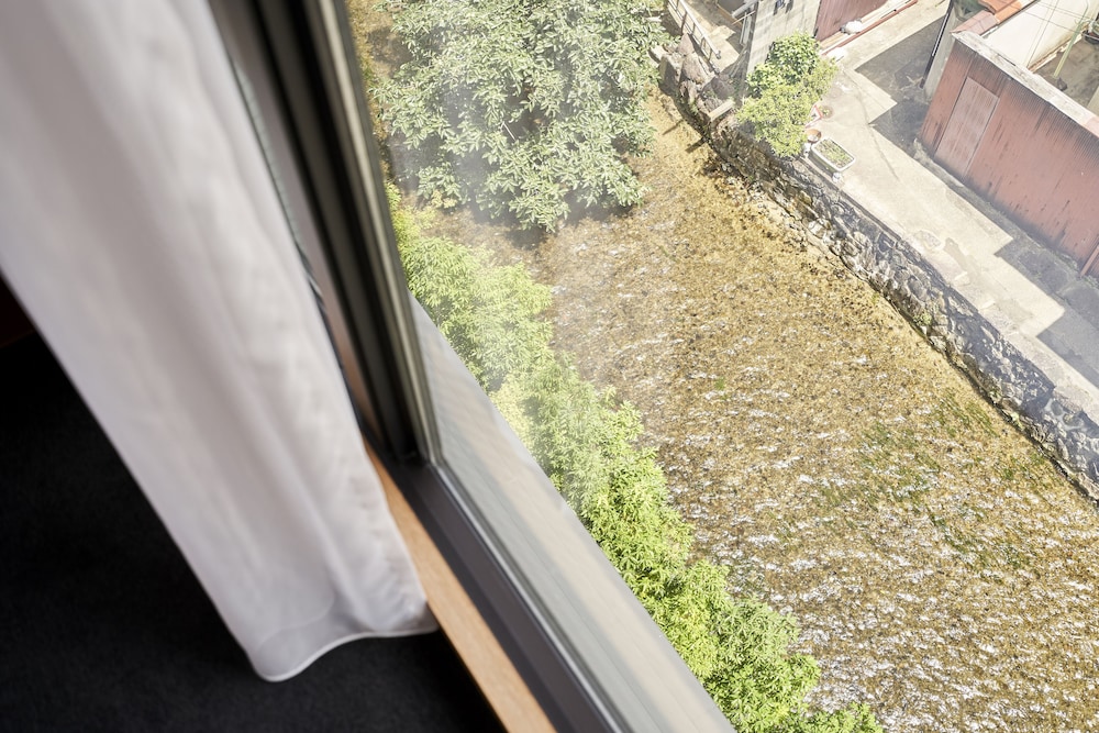 Tassel Hotel Sanjo Shirakawa 48/50