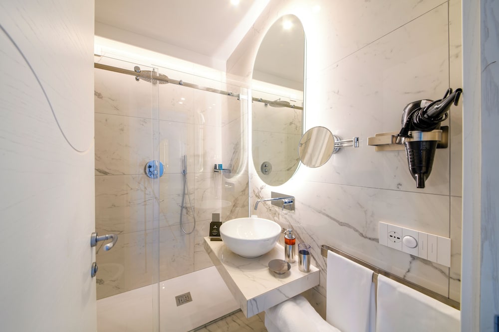 Villa Durrueli Resort Spa 77/78