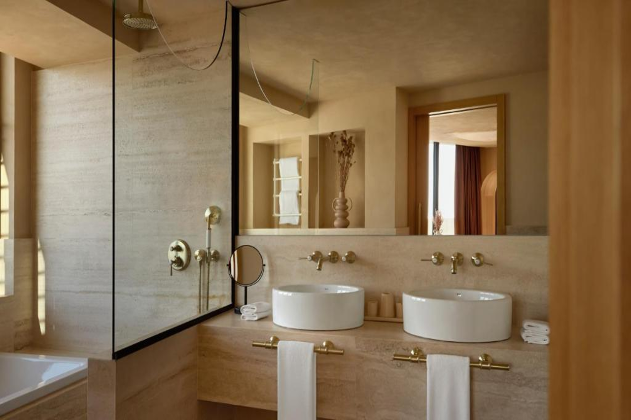 Mamula Island By Banyan Tree 46/48