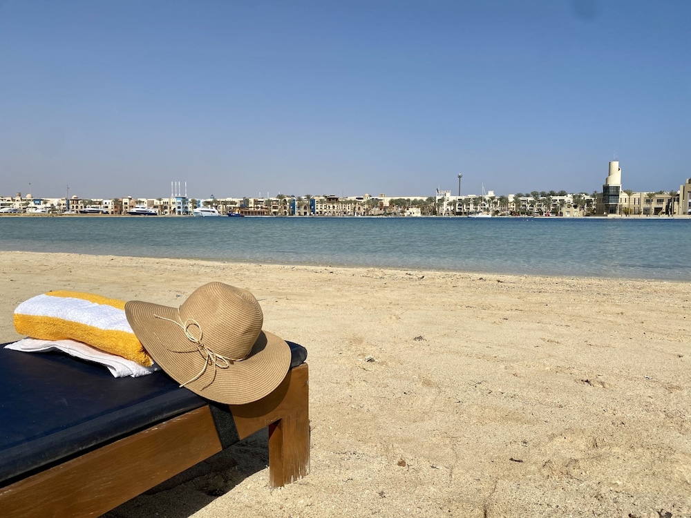 Marina View Port Ghalib 39/44