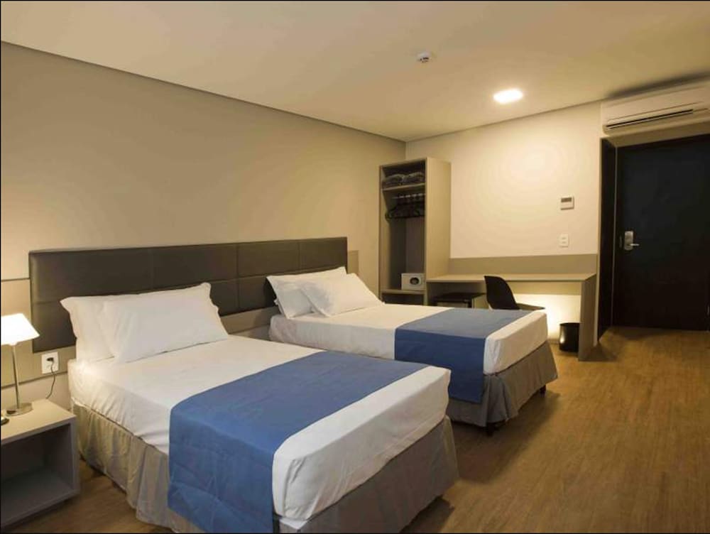 Fity Hotel 9/35