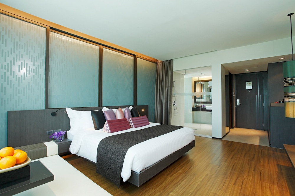 AVANI Khon Kaen Hotel and Convention Centre 14/69