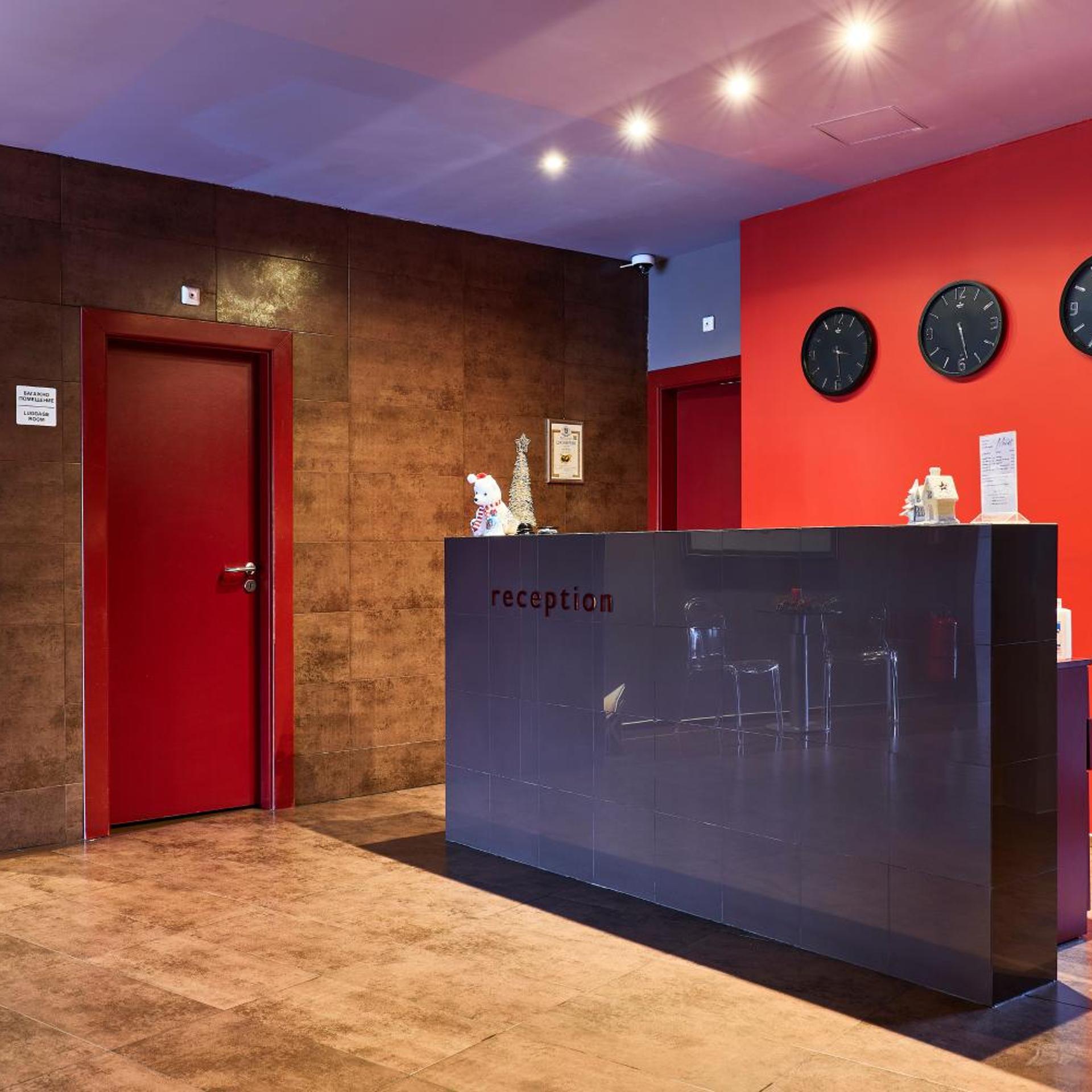 Mirena Hotel 8/50