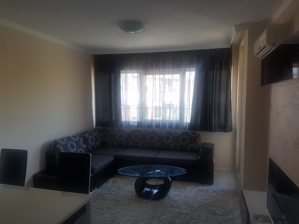 BAHAMI RESIDENCE 44/68