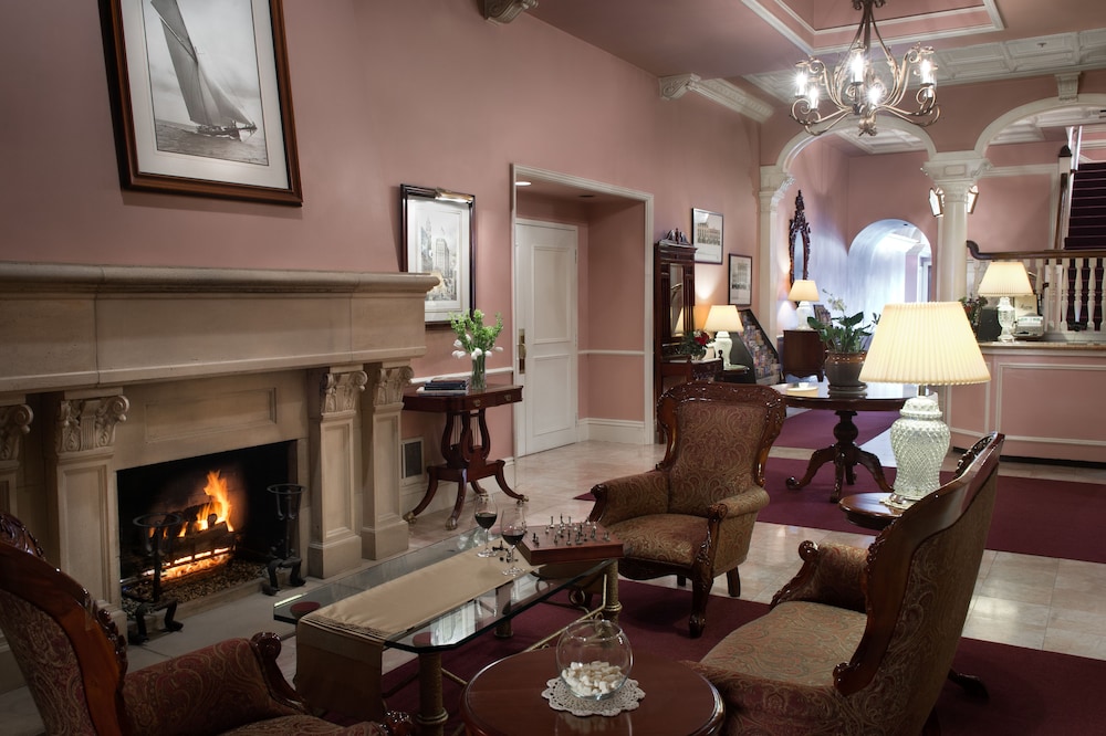 Monterey Hotel 51/68