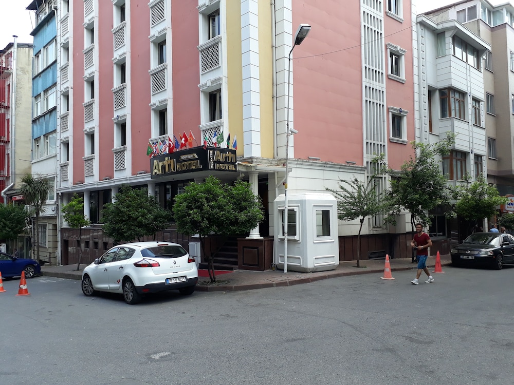 Arti Boutique Hotel 48/51