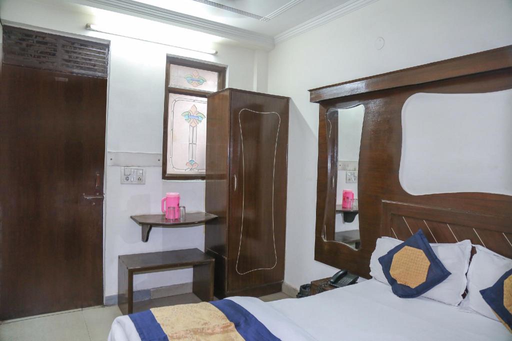 Hotel Konark 16/25